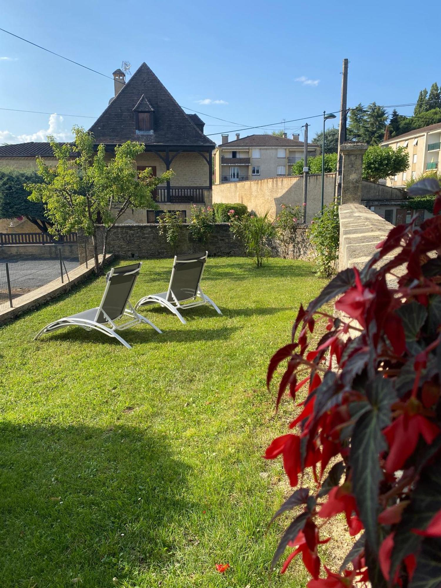 T2 Neuf, Parking & Garage Prive, Proche Centre Villa Sarlat-la-Canéda Eksteriør bilde